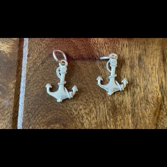 Pendant/ Charm/ Genuine silver pendant/ each pendant is hand crafted. - Picture 3 of 8